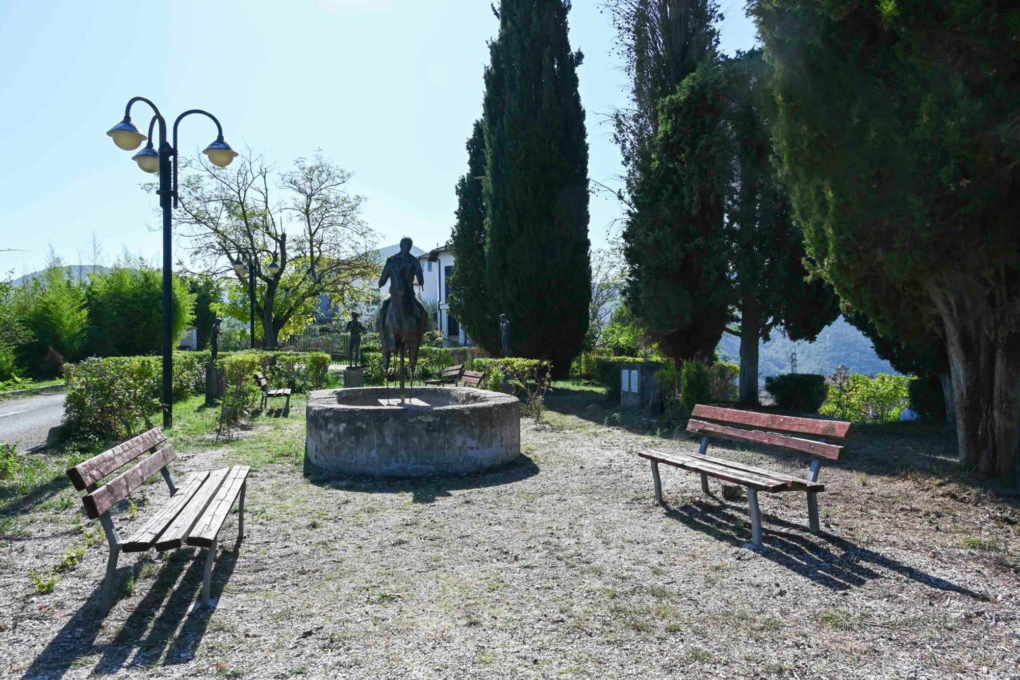 Authentic Villa Surrounded By Nature Terni Exterior foto