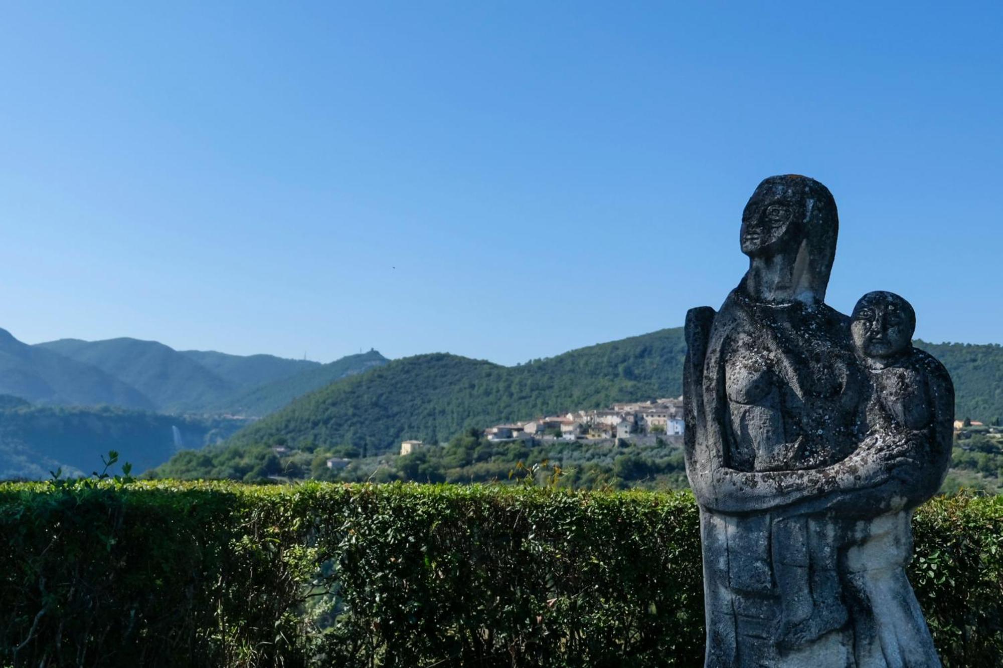 Authentic Villa Surrounded By Nature Terni Exterior foto