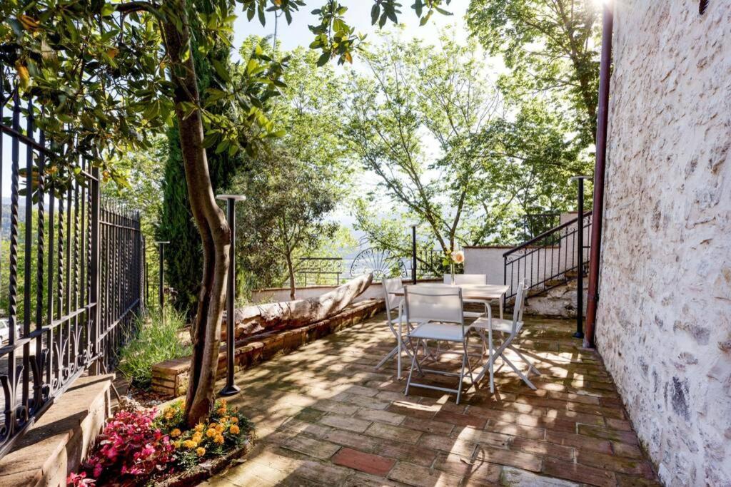 Authentic Villa Surrounded By Nature Terni Exterior foto